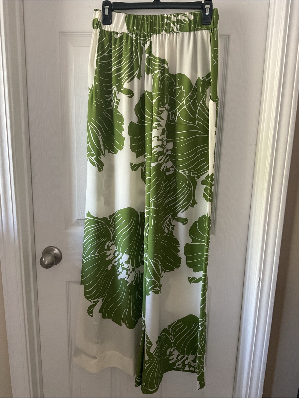 Banana Republic M Tall 100% Silk Floral Wide Leg Palazzo Pants Green - Picture 2 of 13